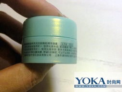 植物精粹對(duì)抗假性皺紋 Ayisha80的活膚顆粒精華凝露使用評(píng)測(cè)